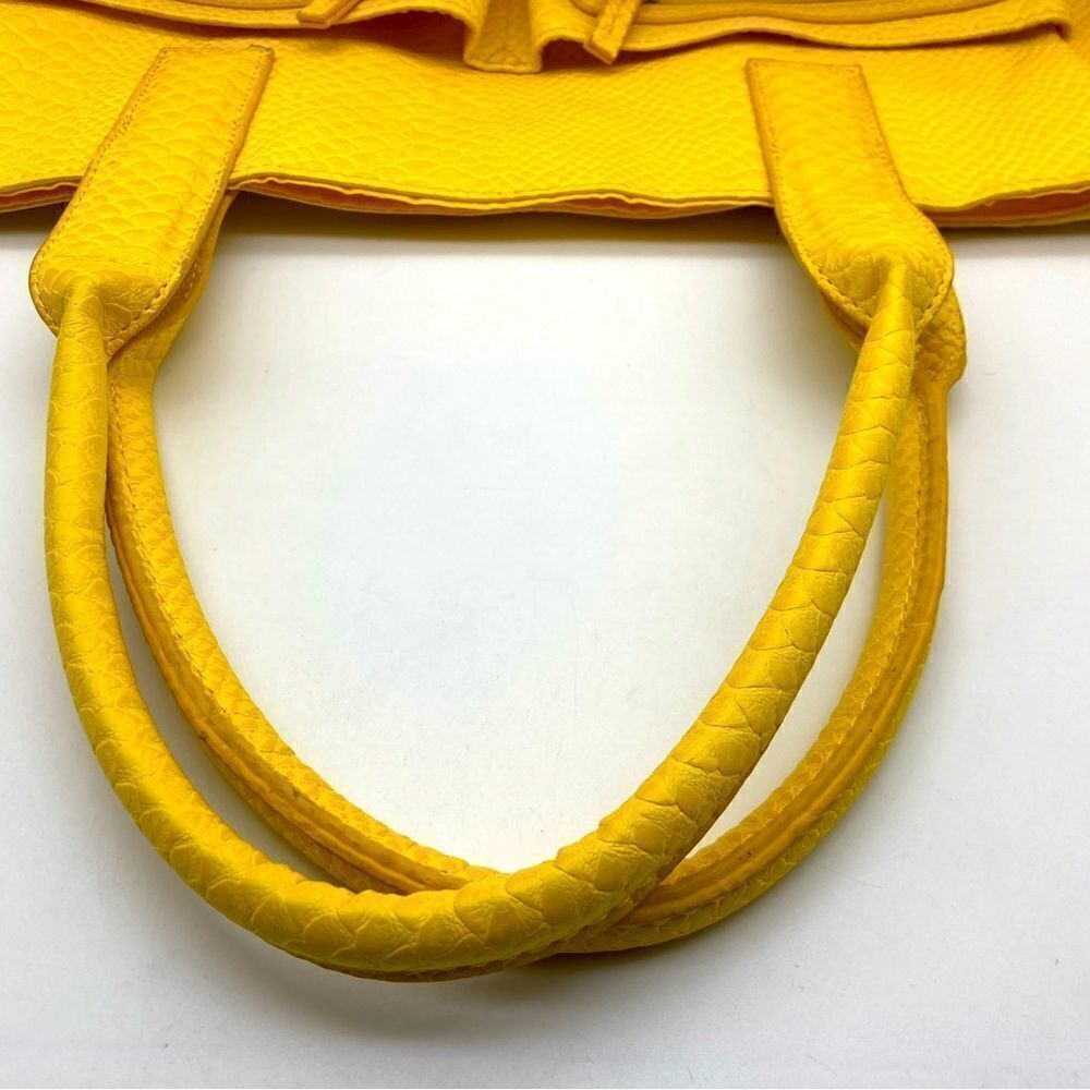 Neiman Marcus Yellow Leather Hand/Shoulder Bag - Picture 8 of 10